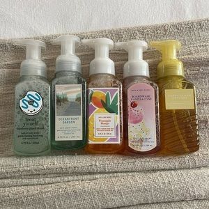 🧼BBW foaming hand soap bundle!🧼
